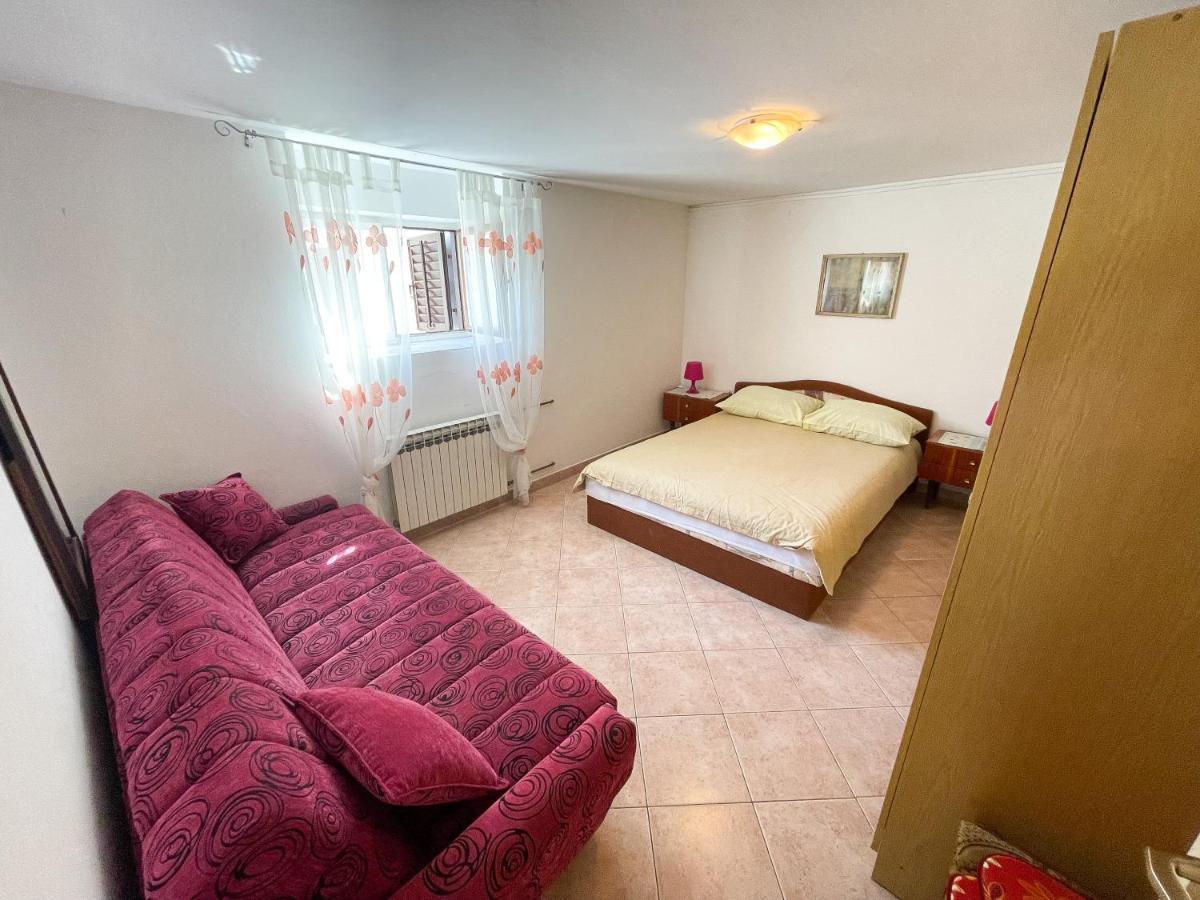 Apartmani Leonarda ยาดราโนโว ภายนอก รูปภาพ