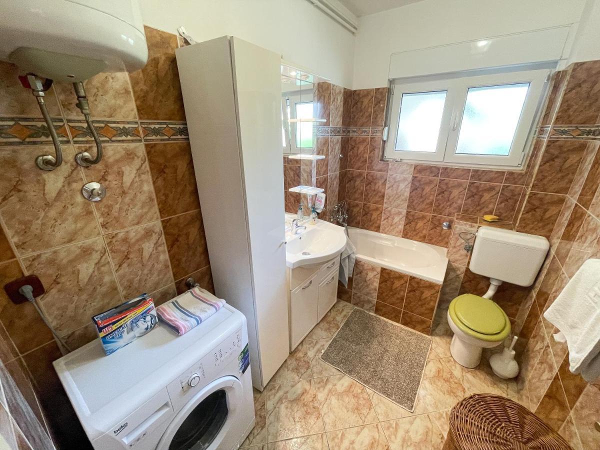 Apartmani Leonarda ยาดราโนโว ภายนอก รูปภาพ